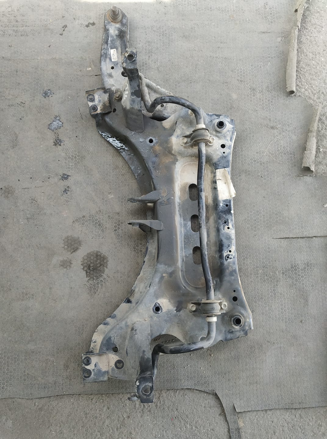 Nissan Qashqai motor traversi